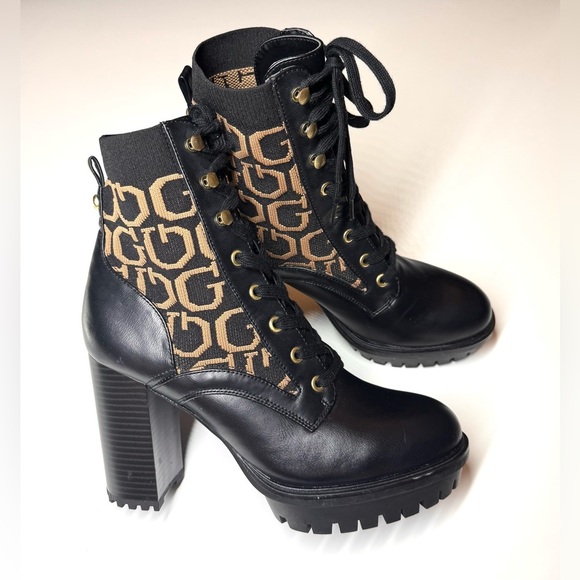 GUESS Women’s Grows-R Platform Chunky Black Ankle Boots Size- 8M - Picture 1 of 9